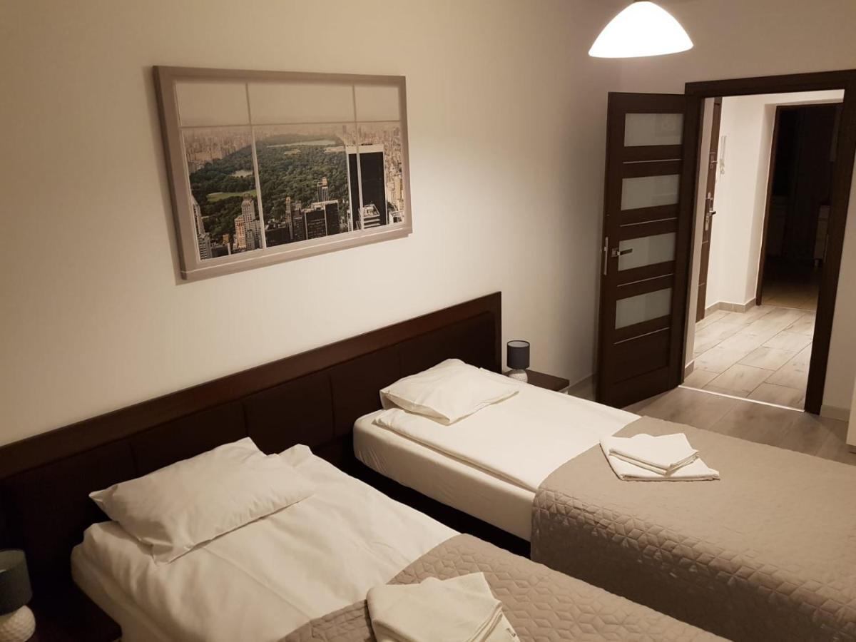 KaJa Apartamenty Legnica Bagian luar foto